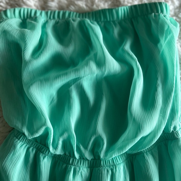 Express / Strapless Dress / Built-In Slip / Stretch Fit / No Slip / XSTP / SM - Picture 6 of 7